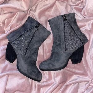 Southern Fried Chics Southern Sass Bootie Size 7